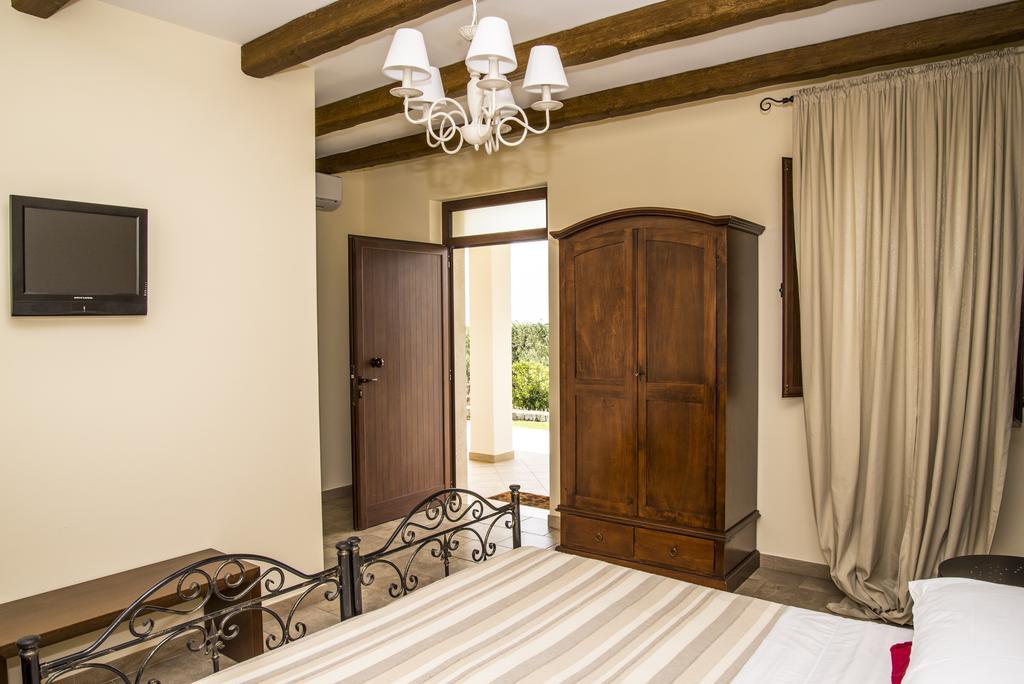 Masseria Gravelle Turi Δωμάτιο φωτογραφία